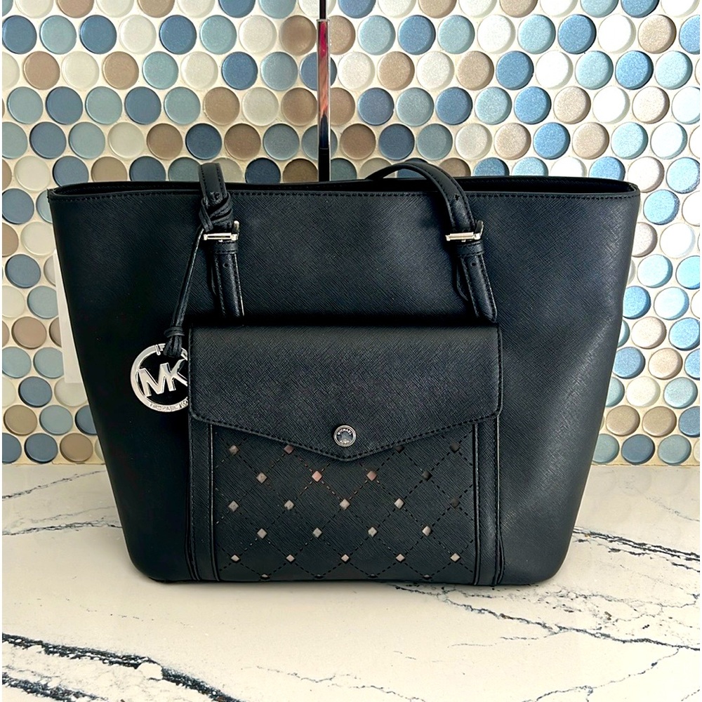 Michael kors black Saffiano leather tote bag